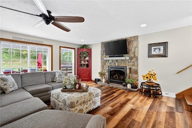 502 Mary Ln, Uniontown, PA 15401 - photo 7