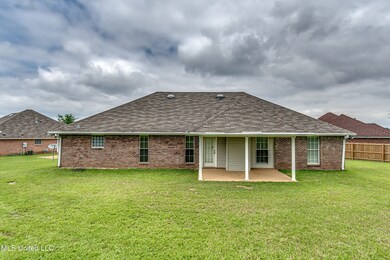 216 Austin Cir, Byram, MS 39272 - photo 4