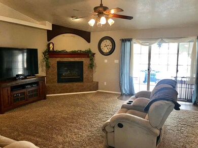 5812 Hogan Ave, Farmington, NM 87402 - photo 2