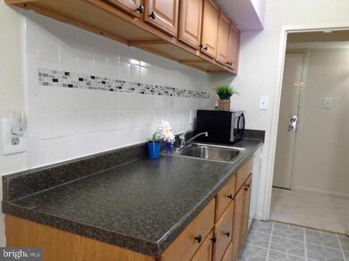 2327 Freetown Ct unit 21C, Reston, VA 20191 - photo 5