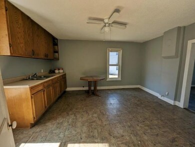 kitchen (2)