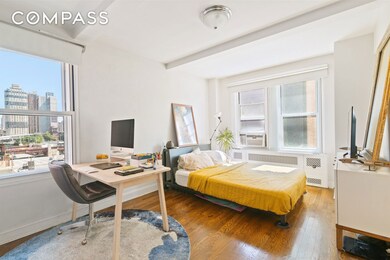 433 W 34th St unit 5J, New York, NY 10001 - photo 3