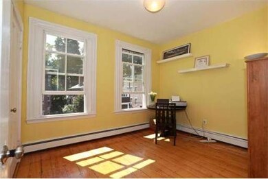 93 Walnut St unit 3, Brookline, MA 02445 - photo 5