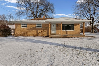 46730 Romeo Plank Rd, Macomb, MI 48044 - photo 2