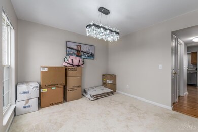 6291 Green Knoll Cir, Hamilton, OH 45011 - photo 7