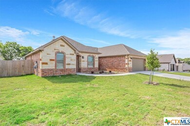 607 Juniper Dr, Troy, TX 76579 - photo 2