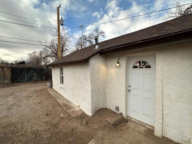 2015 N Albany   2 bed 1 bath
