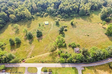 956 Middletown Rd, Shinnston, WV 26431 - photo 4