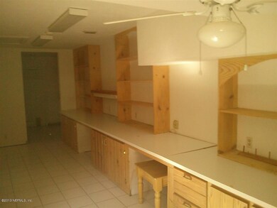 Built In Desk/Bookcases