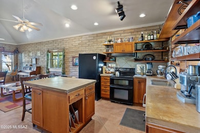 3021 N Gaia Place, Tucson, AZ 85745 - photo 6