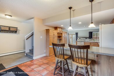 3657 Juniper Pl_002