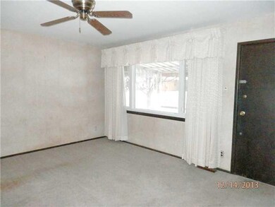 426 N 14th Ave, Beech Grove, IN 46107 - photo 4