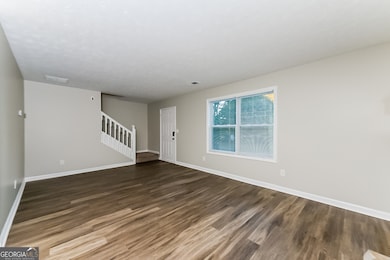 8305 Gledstone Way, Fairburn, GA 30213 - photo 3