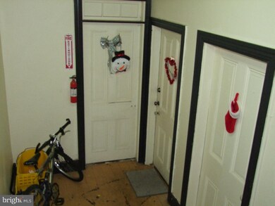 310 S 5th St, Reading, PA 19602 - photo 4