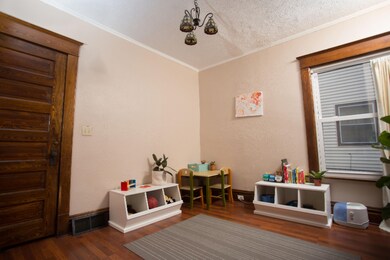 entry/family