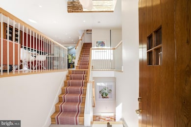 5619 Oakmont Ave, Bethesda, MD 20817 - photo 3