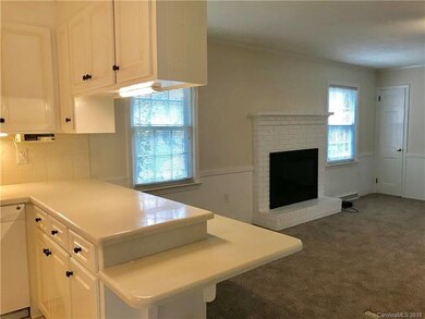 221 Starmount Dr, Statesville, NC 28677 - photo 5