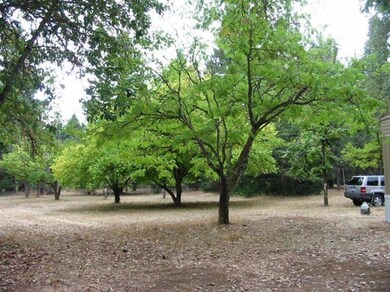 495 Boyer Rd, Grants Pass, OR 97526 - photo 5