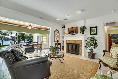 Bright and Sunny Rooms