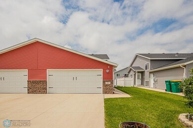 22 Cedar Dr, Mapleton, ND-33.jpg