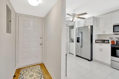 1200 SW 124th Terrace unit 404O, Pembroke Pines, FL 33027 - photo 4