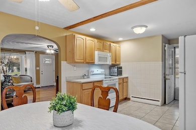 14 Mary Ann Dr, Worcester, MA 01606 - photo 4