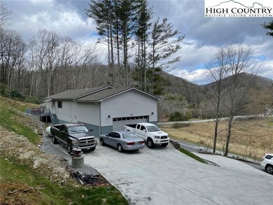 564 Aho Rd, Blowing Rock, NC 28605 - photo 2
