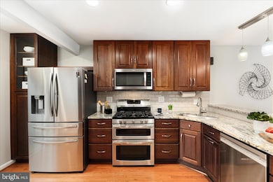 11608 Newbridge Ct, Reston, VA 20191 - photo 7