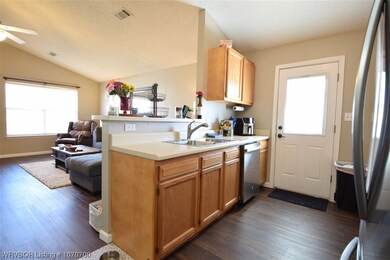 402 Deer Run Rd, Muldrow, OK 74948 - photo 4