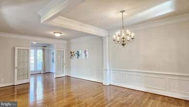 9257 Laurel Ridge Crossing Rd, Lorton, VA 22079 - photo 7