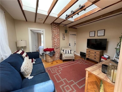 11 Braman St unit 2, Newport, RI 02840 - photo 2