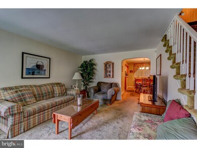 1207 Crestview Rd, Darby, PA 19023 - photo 3