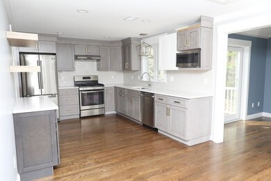 109 Linden St, Needham, MA 02492 - photo 3