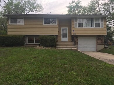 17318 Burr Oak Ln, Hazel Crest, IL 60429 - photo 3