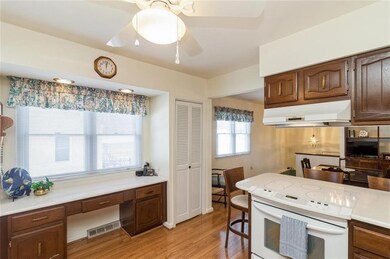 5817 Clark St, Des Moines, IA 50311 - photo 5