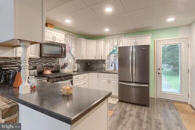 212 E Main Ave, Myerstown, PA 17067 - photo 7