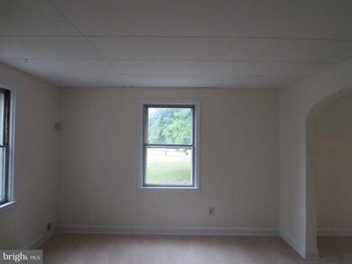 2300 Cloville Ave, Baltimore, MD 21214 - photo 4