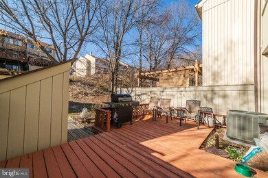 15268 Lodge Terrace, Woodbridge, VA 22191 - photo 4