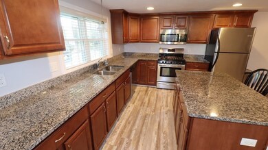 57 Sears Island Dr, Worcester, MA 01606 - photo 4