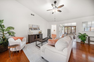 11722 Currie Ln unit E1, Largo, FL 33774 - photo 5