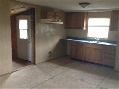 904 N Seminary St, Princeton, IN 47670 - photo 7