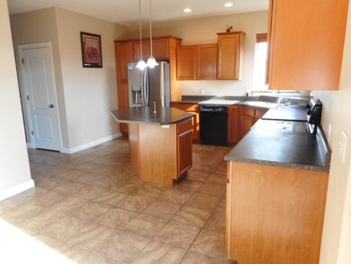 1320 Quail Ridge Rd, Cedar Falls, IA 50613 - photo 3