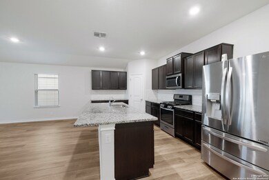 4835 Forward Swing, San Antonio, TX 78261 - photo 2