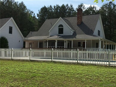 10055 Blackwater Ct, Disputanta, VA 23842 - photo 3