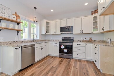 260 Main St unit 4, Blackstone, MA 01504 - photo 3