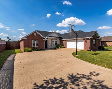 708 Herron St, Prairie Grove, AR 72753 - photo 3