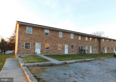 384 Aileen Ave, Strasburg, VA 22657 - photo 2