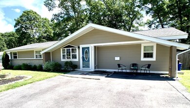 27 Elsie Rd, Brockton, MA 02302 - photo 2