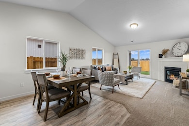 424 Needlegrass Ln, Kalispell, MT 59901 - photo 3