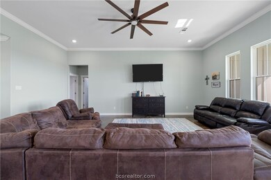 8823 Bigham Rd, Troy, TX 76579 - photo 5